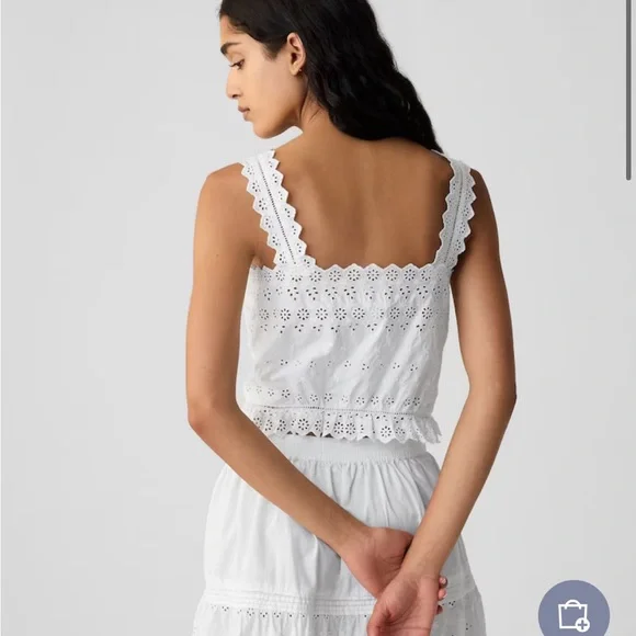 Gap x DÔEN Cropped Eyelet Sleeveless Vest Top - Picture 2 of 6